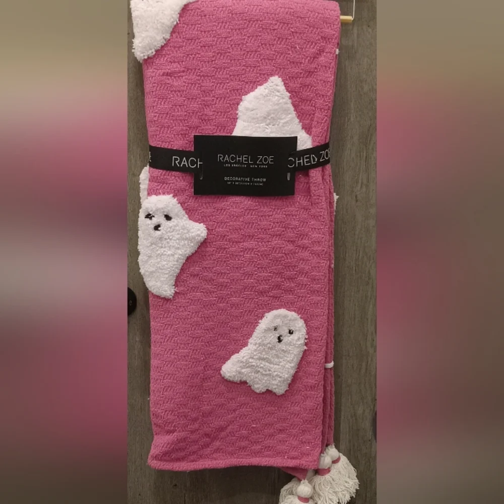 Pink ghost blanket , ghost blanket , pink halloween , Rachel zoe pink